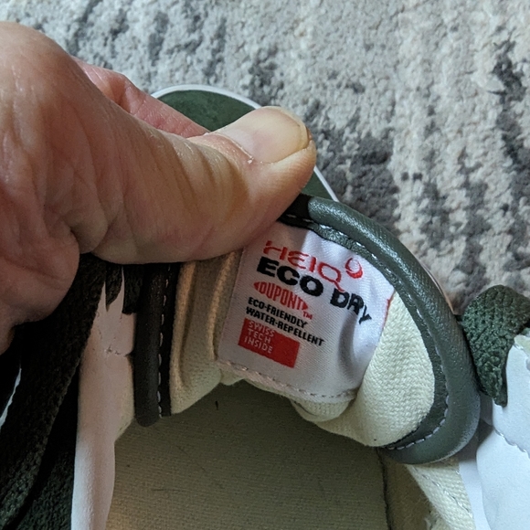 Brand new, no box, all leather Vans with Scotchgard M's 8, W's 9.5 - Picture 4 of 5